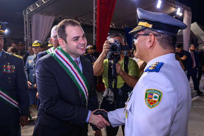 Homenagem aos 189 anos da Polícia Militar
