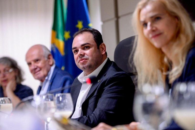 Em reunião com delegação da União Europeia, governador Roberto Cidade defende desenvolvimento sustentável no Amazonas e ampliação de parcerias internacionais