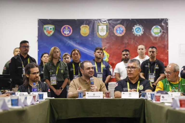 Festival de Parintins 2026: Governador Roberto Cidade destaca compromisso e experiência de órgãos integrados em visita ao CICC-L.