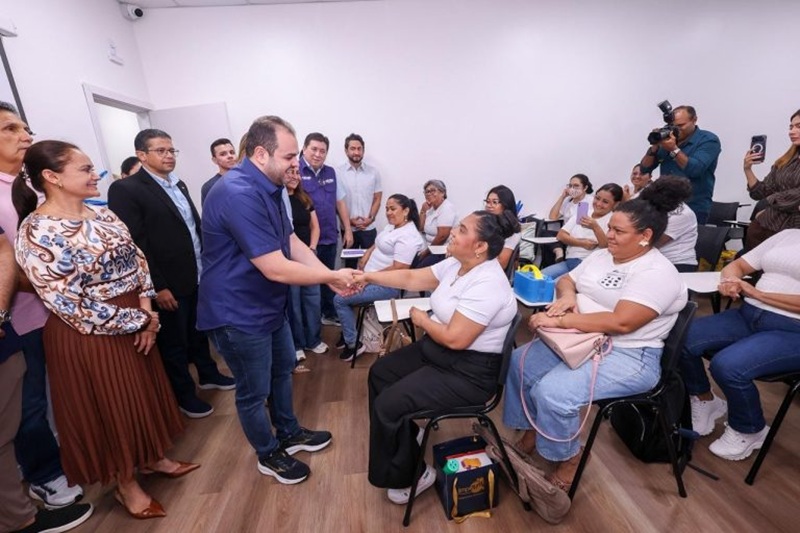 Governador Roberto Cidade inaugura sétima escola do Cetam em Manaus e lança edital para cursos presenciais na unidade.