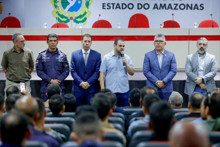 Governador Roberto Cidade participa da abertura dos cursos de Gestão de Crise e de Abordagem Fluvial para as Forças de Segurança do Amazonas.
