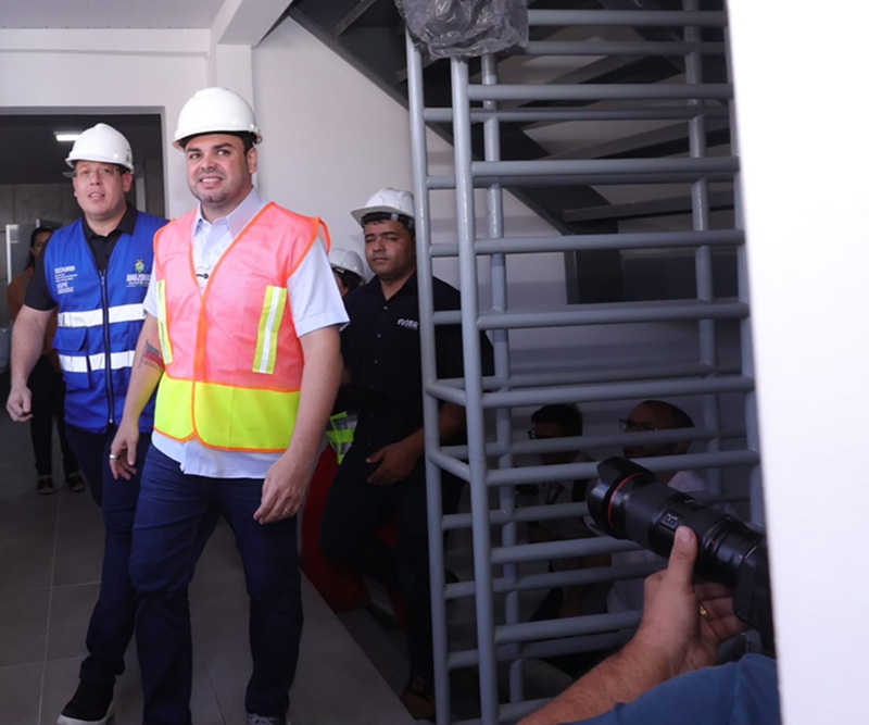 Governador fiscaliza reta final das obras da Casa de Passagem, que ampliará o acolhimento à população em situação de rua.