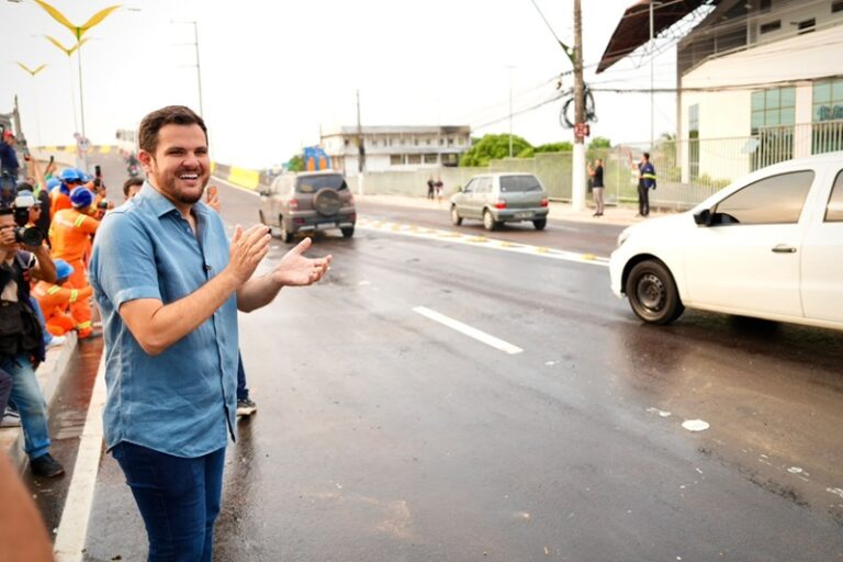Prefeito libera tráfego de veículos em alça superior do complexo viário ‘Passarão’