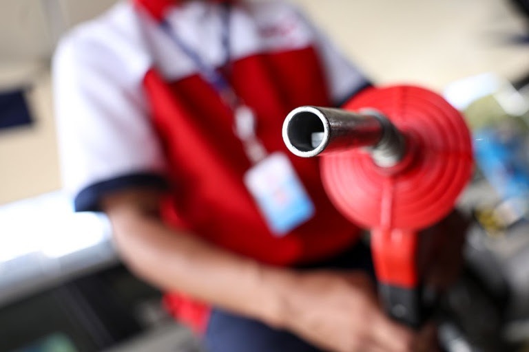 Governo Federal renova subvenção de R$ 2,12 por litro ao óleo diesel